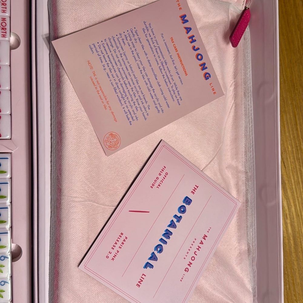 The Mahjong Line Paris Pink Botanical Tiles - New - Picture 4 of 7
